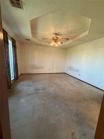 2020 Grassland Drive, Norman, OK 73072