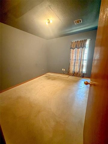 2020 Grassland Drive, Norman, OK 73072