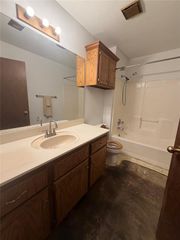 2020 Grassland Drive, Norman, OK 73072