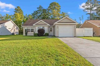 129 Ecum Secum Pl., Conway, SC 29527