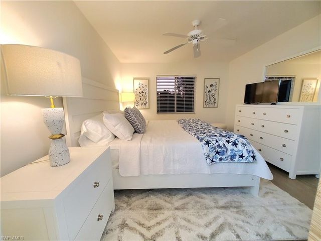 1051 Eastham Way Apt 204, Naples, FL 34104