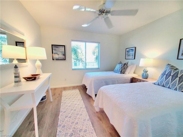 1051 Eastham Way Apt 204, Naples, FL 34104