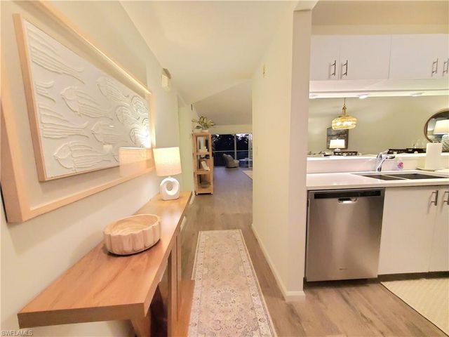 1051 Eastham Way Apt 204, Naples, FL 34104