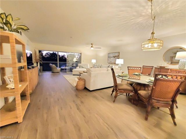 1051 Eastham Way Apt 204, Naples, FL 34104