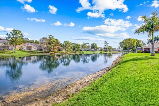 7737 Haverhill CT, Naples, FL 34104