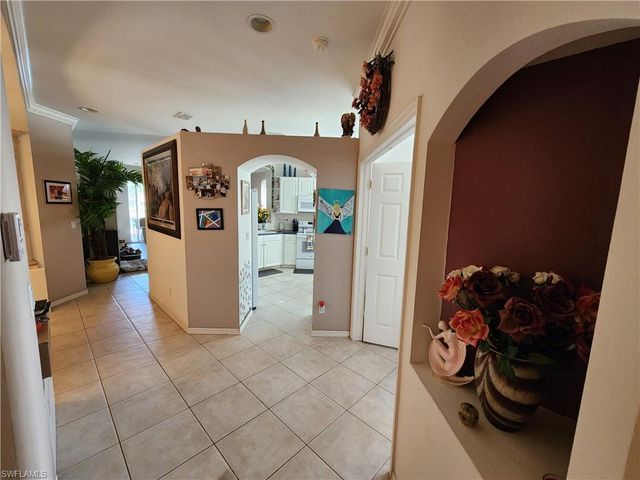 7737 Haverhill CT, Naples, FL 34104