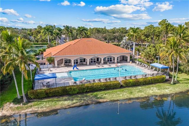 7737 Haverhill CT, Naples, FL 34104