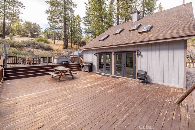 39075 Rim Of The World, Fawnskin, CA 92333