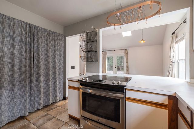 39075 Rim Of The World, Fawnskin, CA 92333