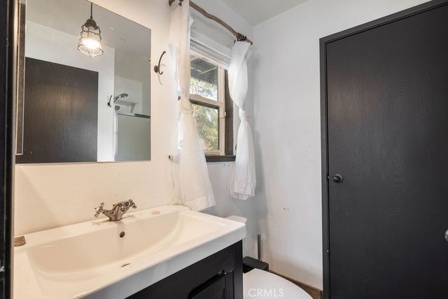 39075 Rim Of The World, Fawnskin, CA 92333