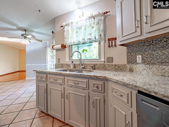 6674 Francis Marion Avenue, Dalzell, SC 29040