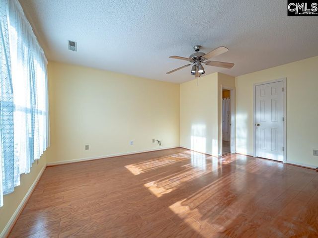 6674 Francis Marion Avenue, Dalzell, SC 29040