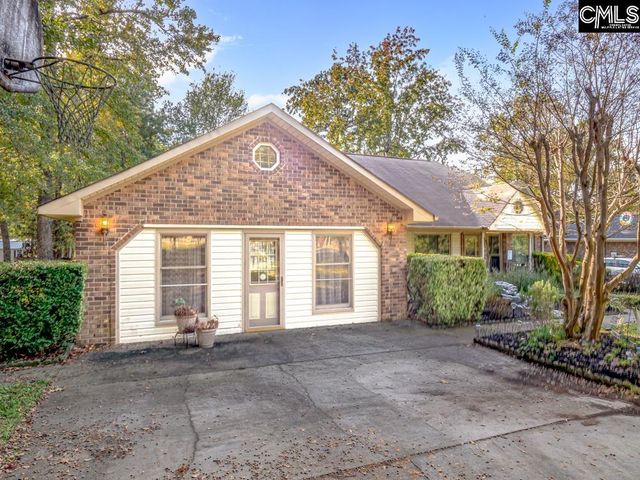 6674 Francis Marion Avenue, Dalzell, SC 29040