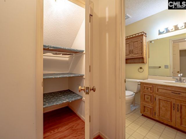 6674 Francis Marion Avenue, Dalzell, SC 29040