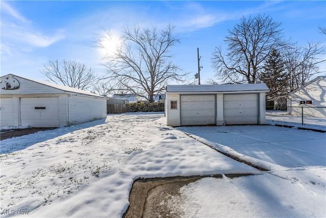 24270 Glenforest Road, Euclid, OH 44123