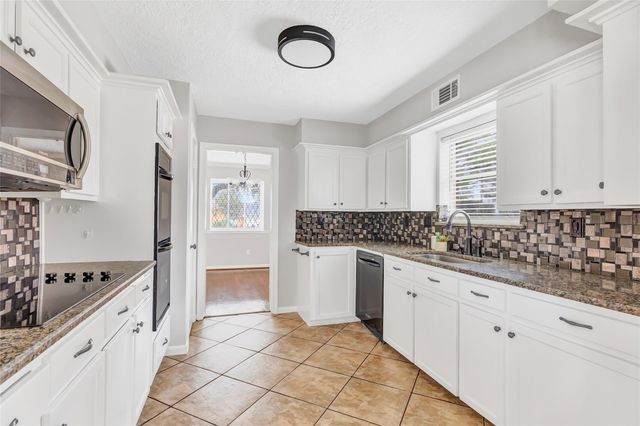 20339 Acapulco Cove Drive, Humble, TX 77346