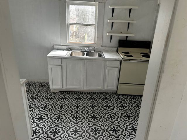 1651 cox, Shreveport, LA 71108