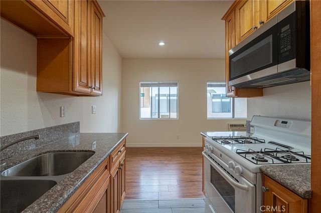10085 Tujunga Canyon Boulevard 4, Tujunga, CA 91042