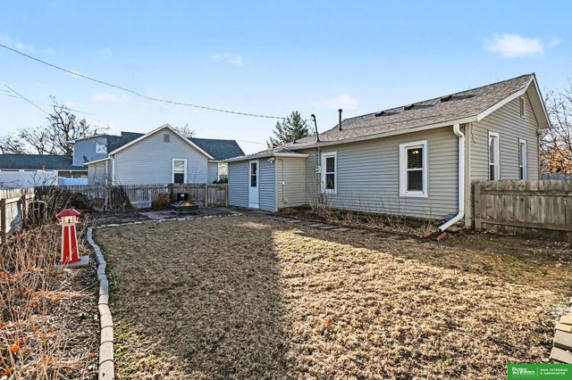614 E Linden Avenue, Fremont, NE 68025