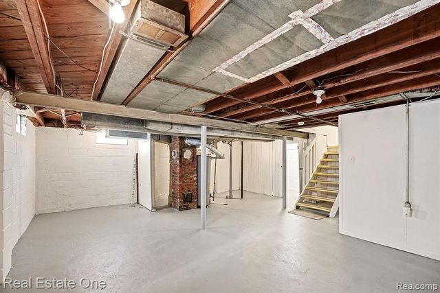 23328 Lexington Avenue, Eastpointe, MI 48021