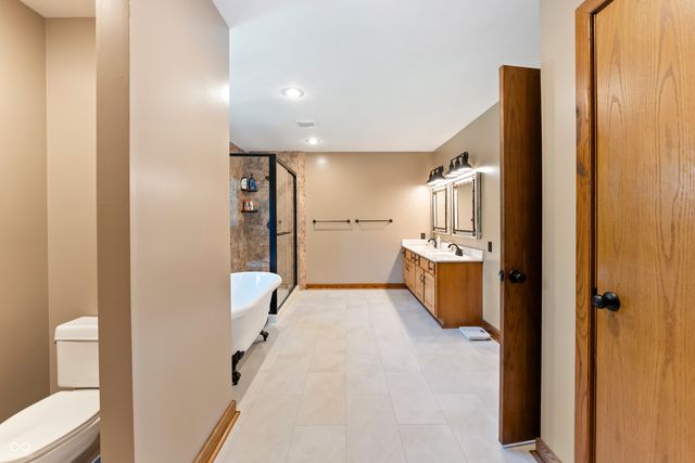 11875 W 700 S, Columbus, IN 47201