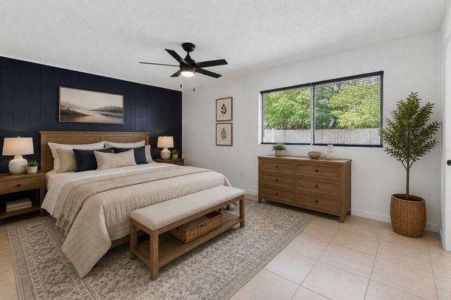 208 AVALONE DRIVE, Apopka, FL 32703
