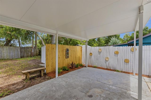 208 AVALONE DRIVE, Apopka, FL 32703