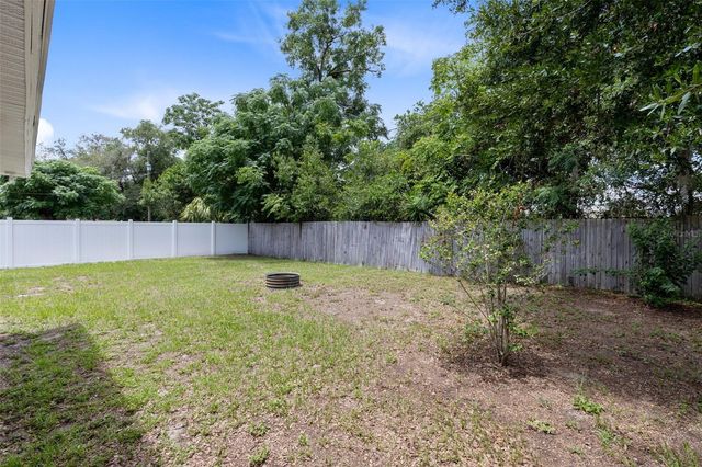 208 AVALONE DRIVE, Apopka, FL 32703