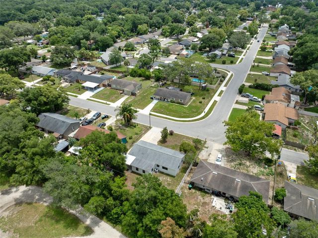 208 AVALONE DRIVE, Apopka, FL 32703