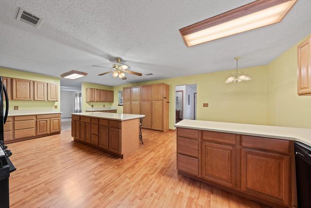 122 Beach Drive, Fort Walton Beach, FL 32547