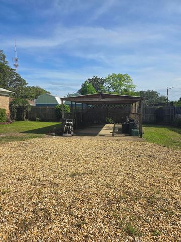 122 Beach Drive, Fort Walton Beach, FL 32547