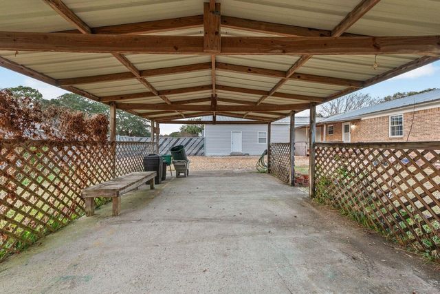 122 Beach Drive, Fort Walton Beach, FL 32547