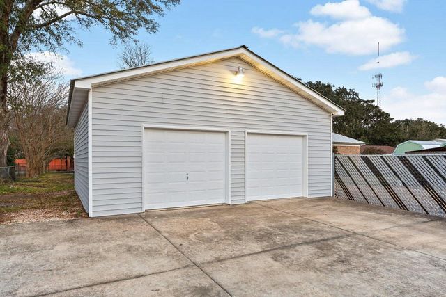 122 Beach Drive, Fort Walton Beach, FL 32547