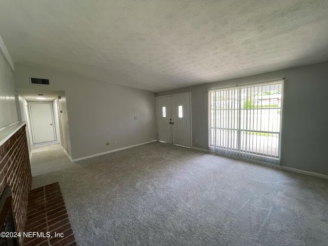 11333 AMERICANA Lane, Jacksonville, FL 32218