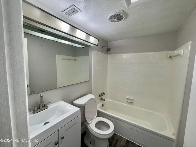 11333 AMERICANA Lane, Jacksonville, FL 32218