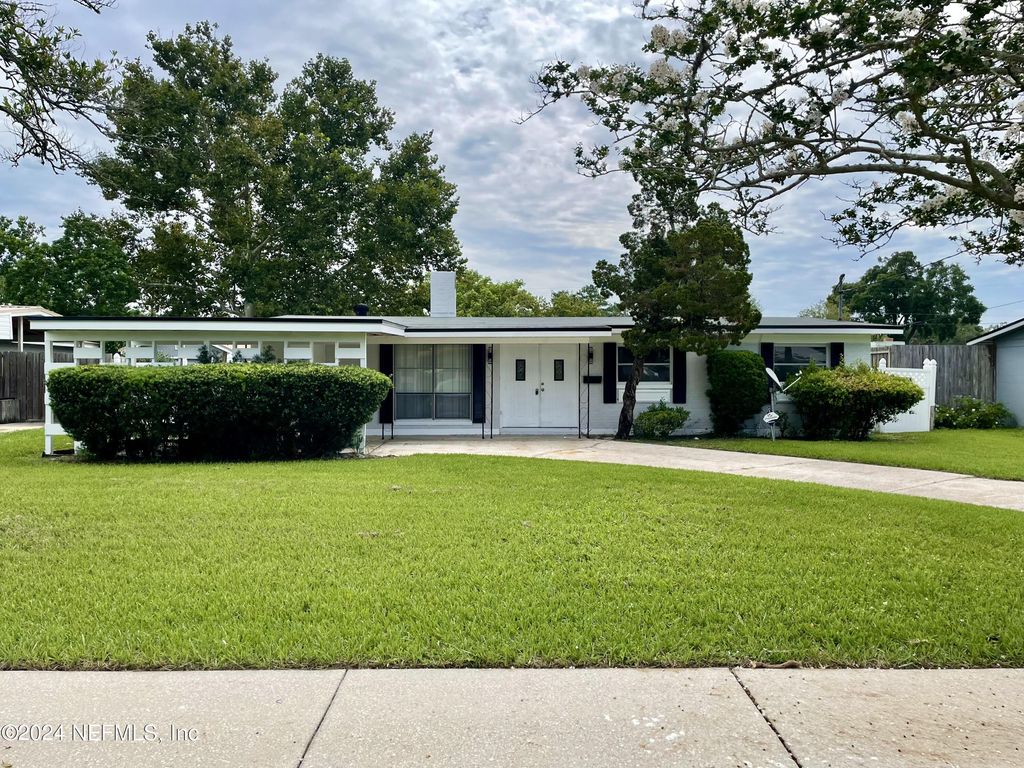 11333 AMERICANA Lane, Jacksonville, FL 32218