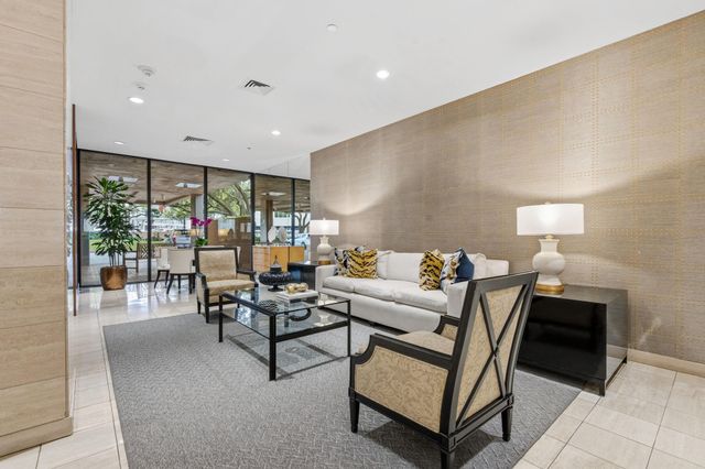 14 Greenway Plaza 2P, Houston, TX 77046