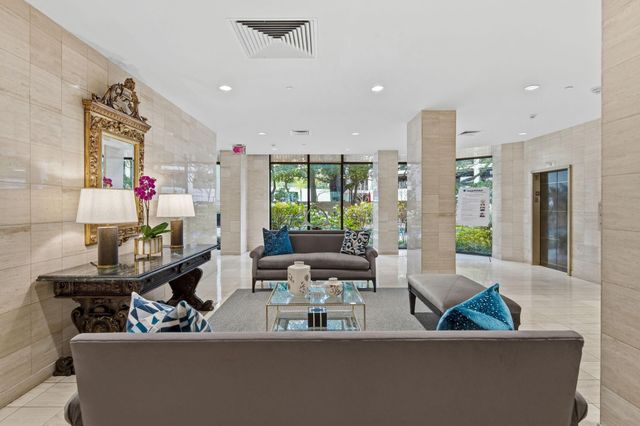 14 Greenway Plaza 2P, Houston, TX 77046