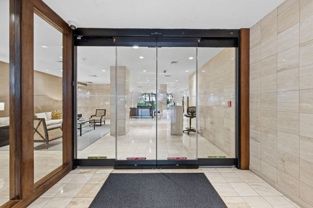 14 Greenway Plaza 2P, Houston, TX 77046