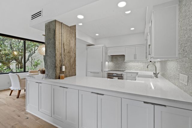 14 Greenway Plaza 2P, Houston, TX 77046