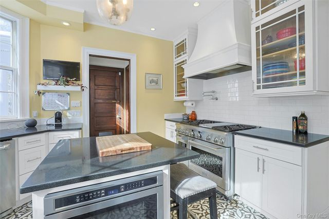 182 Broadway, Dobbs Ferry, NY 10522