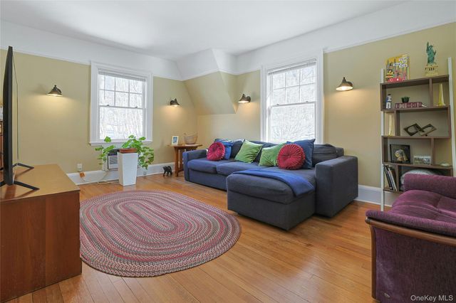 182 Broadway, Dobbs Ferry, NY 10522