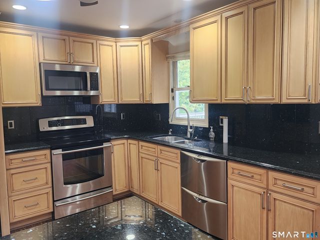 54 Sorensen Road, West Haven, CT 06516