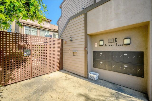 1116 E Palmer Avenue 5, Glendale, CA 91205