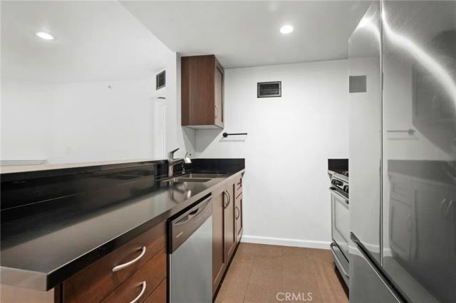 1116 E Palmer Avenue 5, Glendale, CA 91205