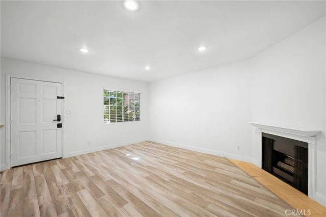 1116 E Palmer Avenue 5, Glendale, CA 91205