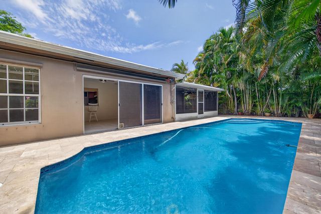 1540 NE 40th Street, Oakland Park, FL 33334