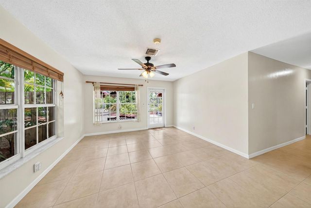 1540 NE 40th Street, Oakland Park, FL 33334