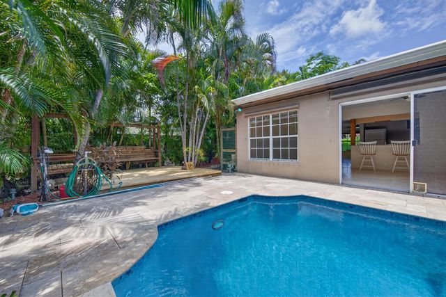 1540 NE 40th Street, Oakland Park, FL 33334