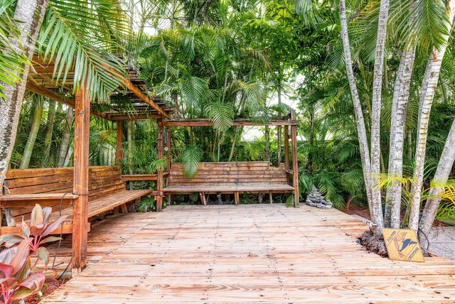 1540 NE 40th Street, Oakland Park, FL 33334